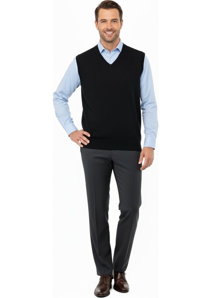 Erkek V Yakalı Düz Renk Klasik Model Rahat Kesim Tam Kalıp Yünlü Dokuma Süveter fırsatları