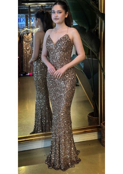 Bakır Ip Askılı V Yaka Sırt Dekolteli Balık Etekli Pul Payet Uzun Abiye Elbise 7714