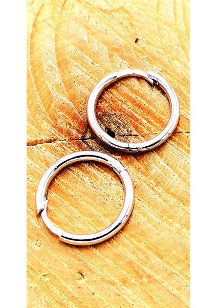 Figürlü Halka Lüks Tasarım Küpe