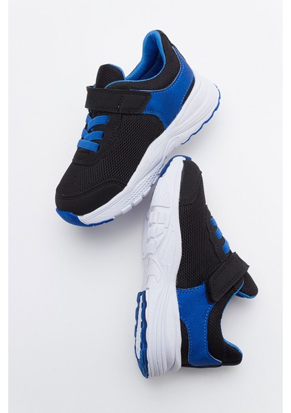 Erkek Çocuk Siyah Spor Ayakkabı