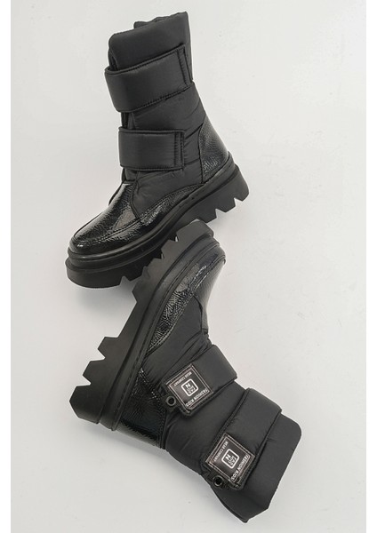 Kız Çocuk Siyah Rugan Deri Anatomik Günlük Bot