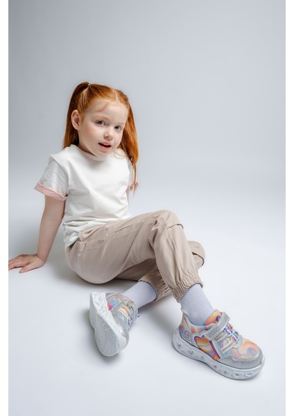 Kız Çocuk Gümüş Işıklı Spor Ayakkabı