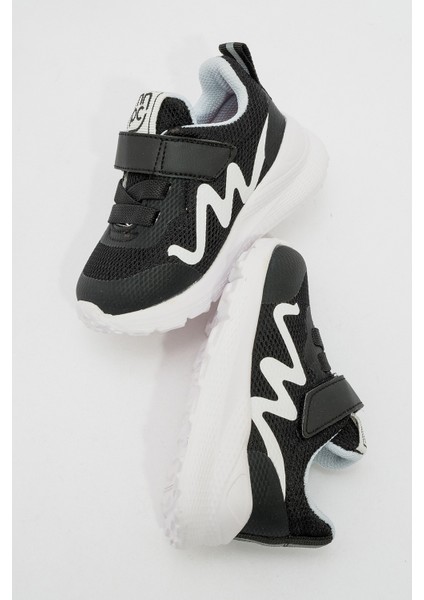 Erkek Çocuk Siyah Spor Ayakkabı