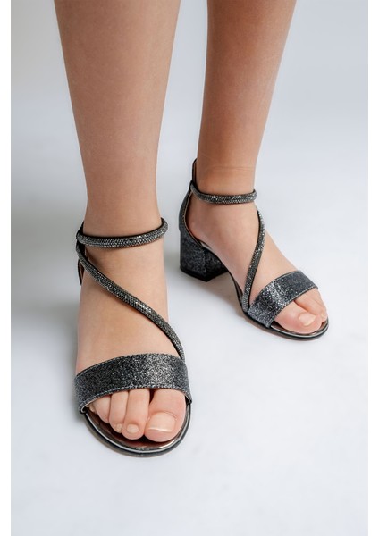 Kız Çocuk Platin Topuklu Simli Abiye Ayakkabı