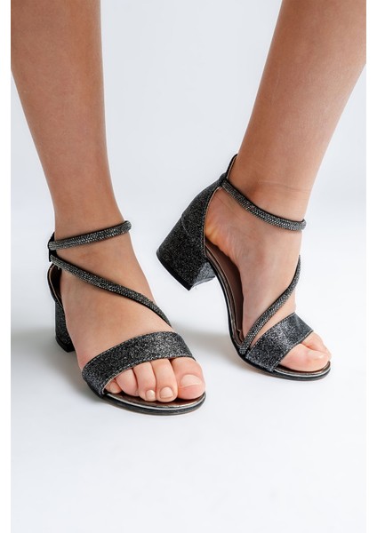 Kız Çocuk Platin Topuklu Simli Abiye Ayakkabı