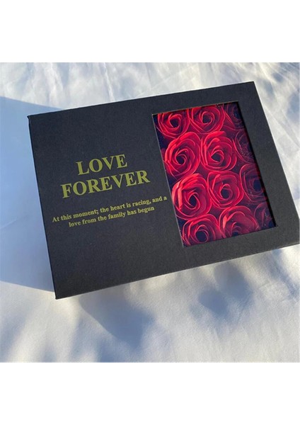 İnci Kolye Gül Yapraklı Kutulu fırsatları