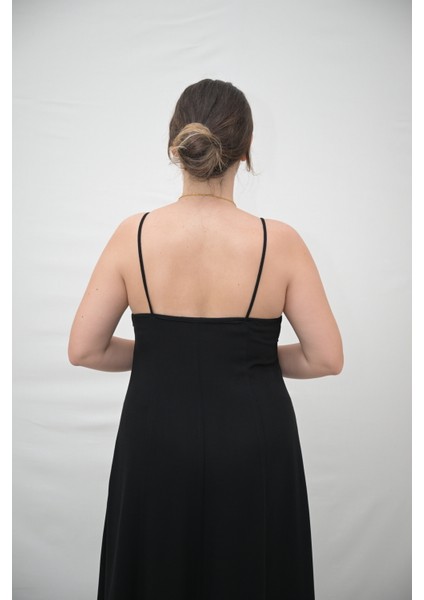 Siyah Çiçek Detay Nakışlı Uzun Elbise modelleri