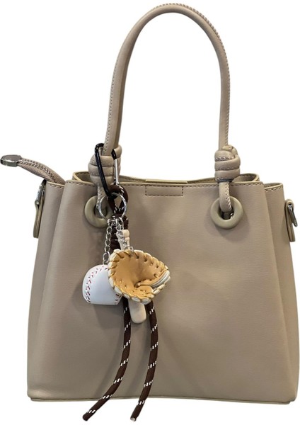 Kadın Charmlı Zarif Günlük Kullanıma Uygun Çift Saplı Omuz &el ve Çapraz Askılı Çanta fiyatları