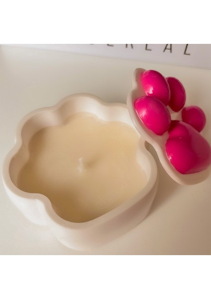 Pembe Hayvan Patisi Figürlü Çilek Kokulu Soya Mumu modelleri