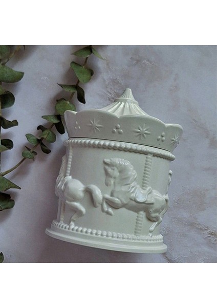 Atlı Karınca Carousel Amber Kokulu Soya Mum fiyatları