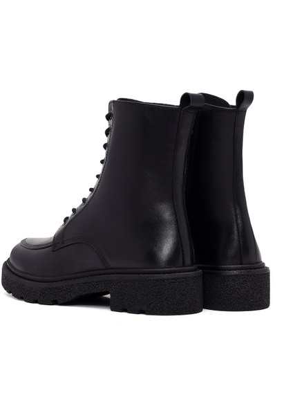 Kadın Siyah Fermuarlı Kalın Tabanlı Deri Postal Bot 25WFD511518