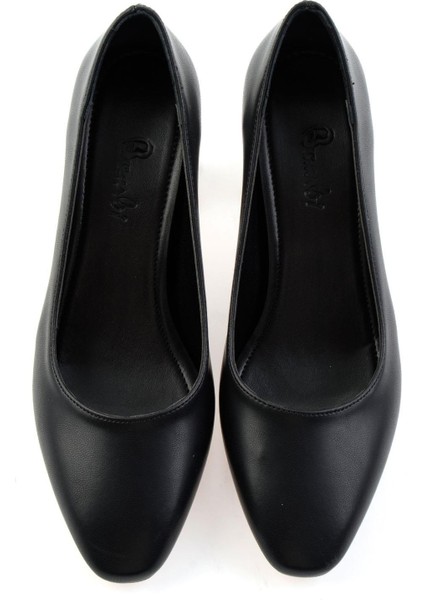 Siyah Kadın Klasik Topuklu Ayakkabı K01213035509 fırsatları