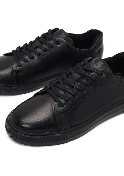 Erkek Siyah Bağcıklı Deri Sneaker 25WFD681318