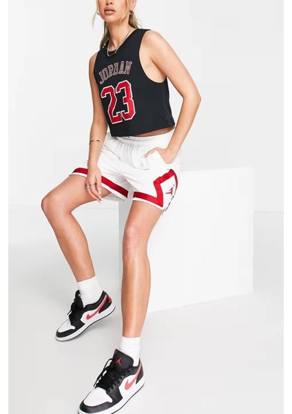 Jordan Heritage Diamond Basketball Loose Fit Shorts White Red Kadın Bol Kesim Şort Beyaz Kırmızı fırsatları
