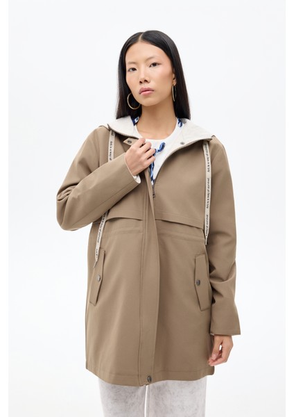 Kapüşonlu Fermuarlı Trençkot Haki fırsatları