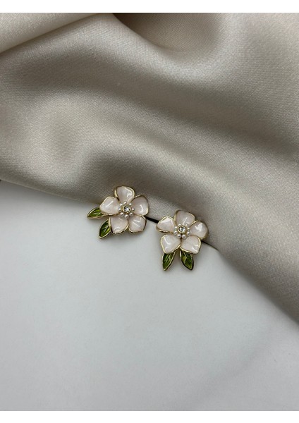 Gold Detaylı Krem-Siyah Renkli Çiçek Figür Küpe fiyatları