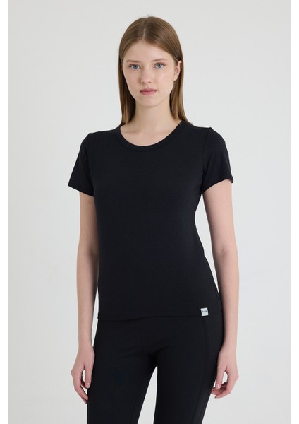 Becky Sıfır Yaka Siyah Basic Bambu ve Organik Pamuk Kadın Tişört