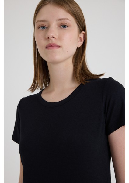 Becky Sıfır Yaka Siyah Basic Bambu ve Organik Pamuk Kadın Tişört fiyatları