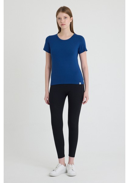 Becky Sıfır Yaka Mavi Basic Bambu ve Organik Pamuk Kadın Tişört fırsatları