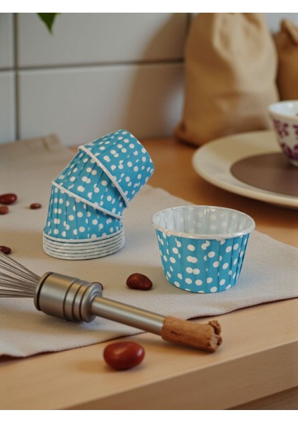 Puantiyeli Mavi 50'li Airfryer ve Fırın Için Muffin Kek Kalıbı Cupcake Kalıbı 6,50X4 cm fiyatları