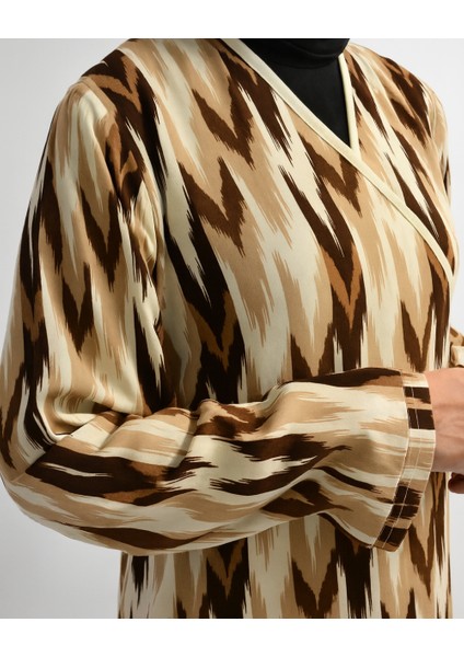 Zigzag Desenli Kruvaze Namaz Elbisesi – %100 Viskon, Yandan Bağlamalı 36-46 Beden modelleri