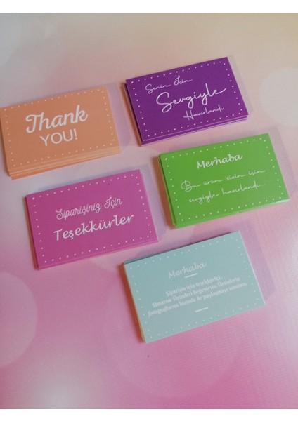 Renkli Teşekkür Kartı Seti 50 Adet 8x5 cm Karışık Desen Parlak Selefonlu Tek Yön Baskılı modelleri