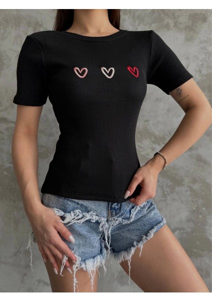 Üçlü Kalp Nakışlı Bluz Siyah fiyatları