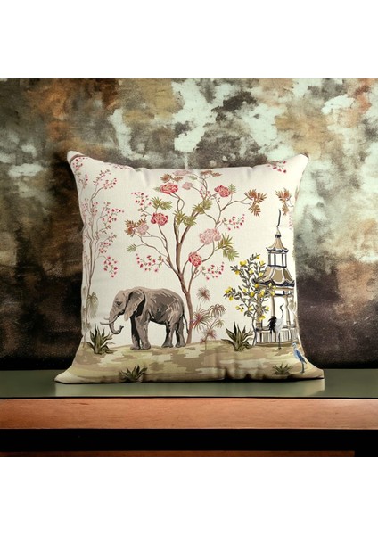 Krem Elephant And Roses Pattern Desenli Çift Baskıllı Kırlent Kılıfı