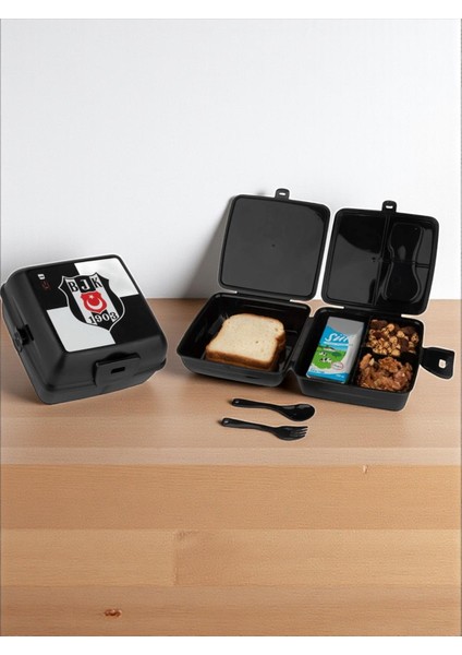 Beşiktaş Taraftar 4 Bölmeli Beslenme Kutusu Kartal Figürlü 500 ml Matara Kırtasiye Seti modelleri