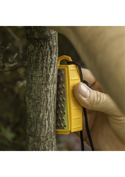 Ateş Başlatıcı Hayatta Kalma Aracı - Hepsi Bir Arada Çakmak Taşı ve Çelik Ateş Başlatıcı Seti - Su Geçirmez Çakmaklı Ferro Rod Ateş Başlatıcı (Yurt Dışından) fırsatları