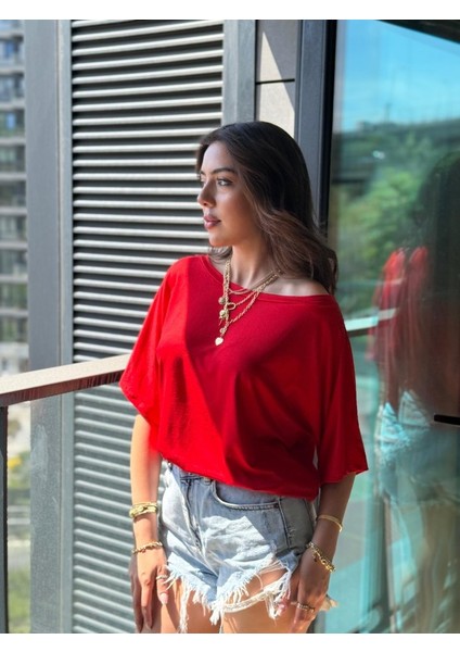 Kadın Tek Omuzu Açık Kısa Kollu Salaş Viskon Bluz fırsatları