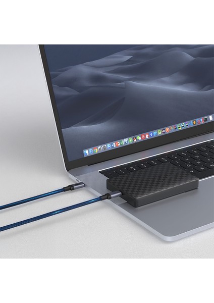 QG03 Type-C To Type-C Pd 40G 8K@60Hz Data Kablosu ve Çevirici 240W 1m Gri