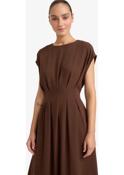 Bisiklet Yaka Keten Karışımlı Kısa Kollu Maxi Elbise G1461AX25AU