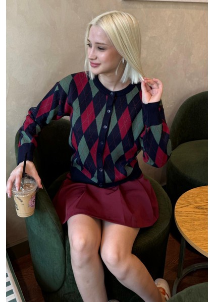 Lacivert Baklava Desenli Bisiklet Yaka Kadın Hırka MG2496 modelleri