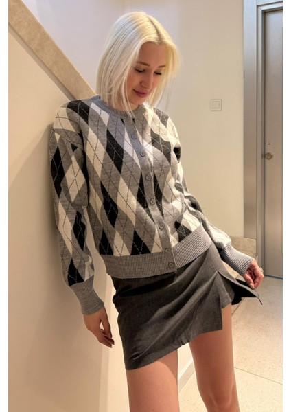 Gri Baklava Desenli Bisiklet Yaka Kadın Hırka MG2496 fırsatları