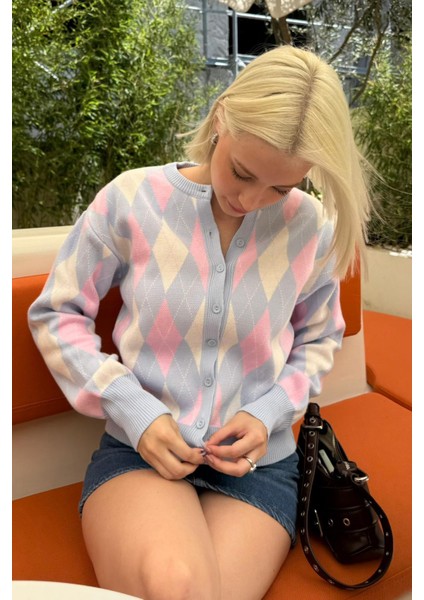 Mavi Baklava Desenli Bisiklet Yaka Kadın Hırka MG2496 fiyatları