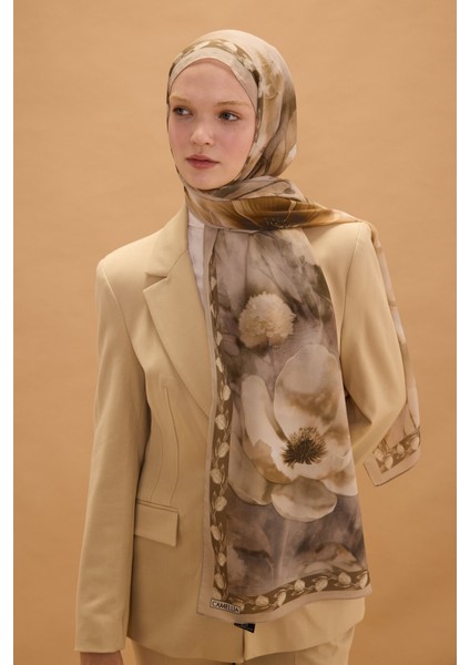 Larissa Ipek Krep Şal - Bej