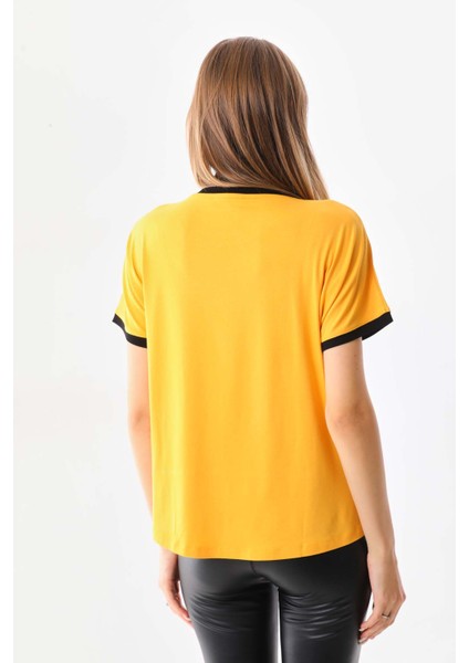 Kadın Desenli ve Yazı Detaylı Kısa Kol Bluz 23085 Sarı fırsatları