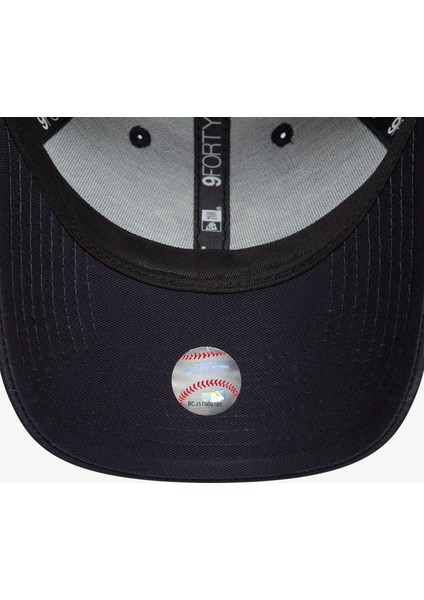 Metallic 9Forty Neyyan