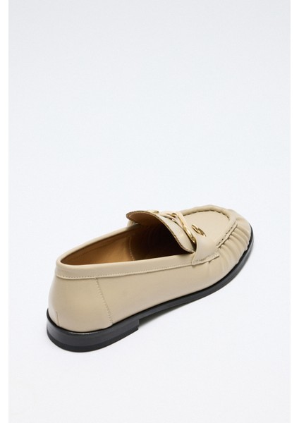 Loafer 2511 - Sarmal Toka Detaylı Bej Kadın Loafer indirimleri