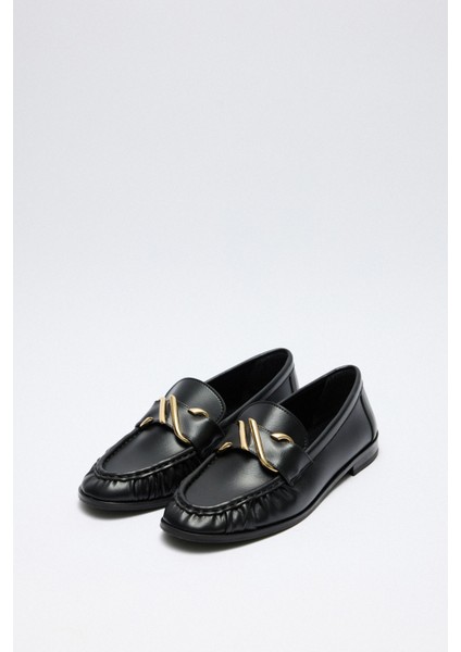 Loafer 2511 - Sarmal Toka Detaylı Siyah Kadın Loafer