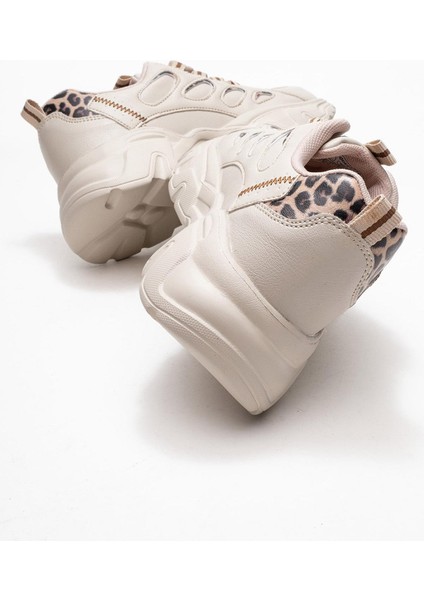 Yan Halka Desenli Kadın Spor Ayakkabı Bej Leopar fırsatları