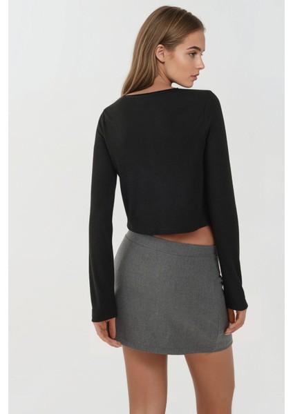 Kadın Yuvarlak Yaka Basic Düğmeli Üst Siyah