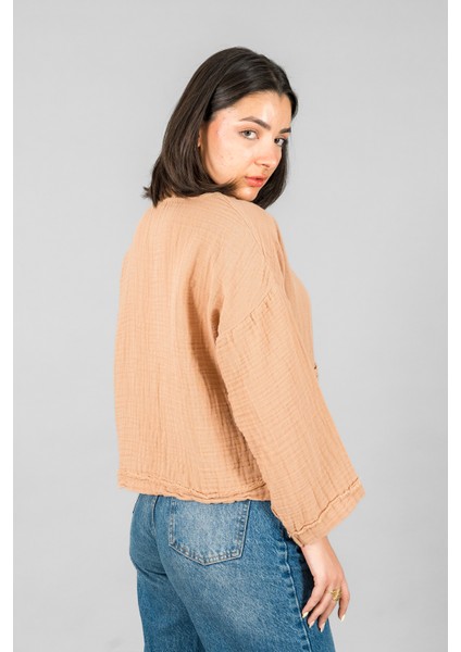 Müslin Kadın Cep Detaylı Uzun Kol Bluz fırsatları