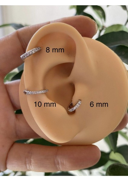 Zirkon Taşlı, Tragus, Helix Ve Lobe Uyumlu, Tekli Şık Tasarım Piercing Küpe Modeli fiyatları