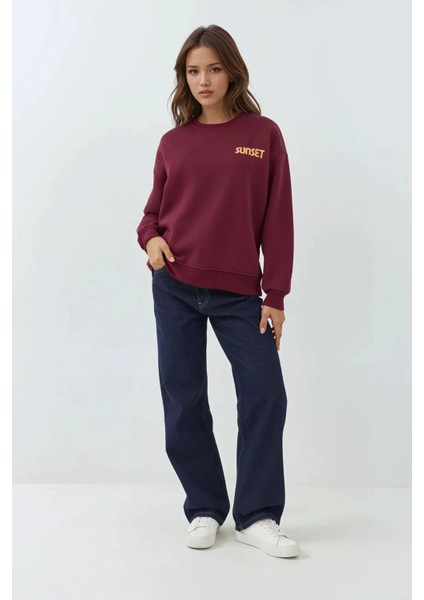 Kadın İşlemeli Yuvarlak Yaka Sweatshirt Kiraz Kırmızısı indirimleri