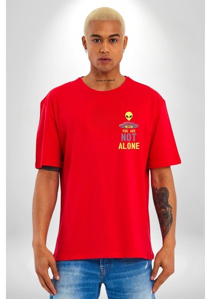 Uzaylı Yalnız Değiliz Ufo Cep Sırt Baskılı Pamuklu Penye Kadın Erkek Kırmızı Tişört indirimleri