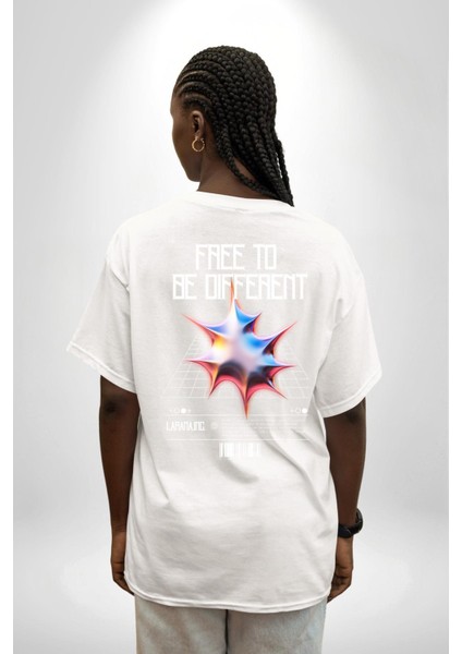 Farklı Olmak Zorundayım Sırt Baskılı Pamuklu Penye Kadın Erkek Beyaz Tişört indirimleri