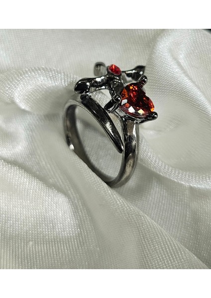 Y2K Aşkın Gücü Taşlı Kalpli Yüzük modelleri