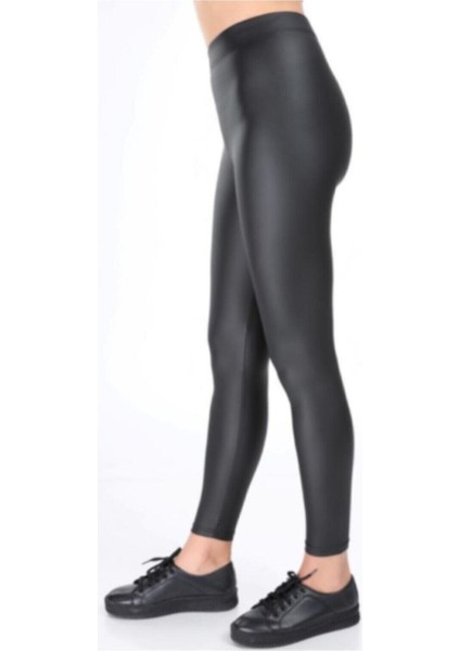 Kadın Siyah Ince Kemer Mat Deri Şardonlu Tayt